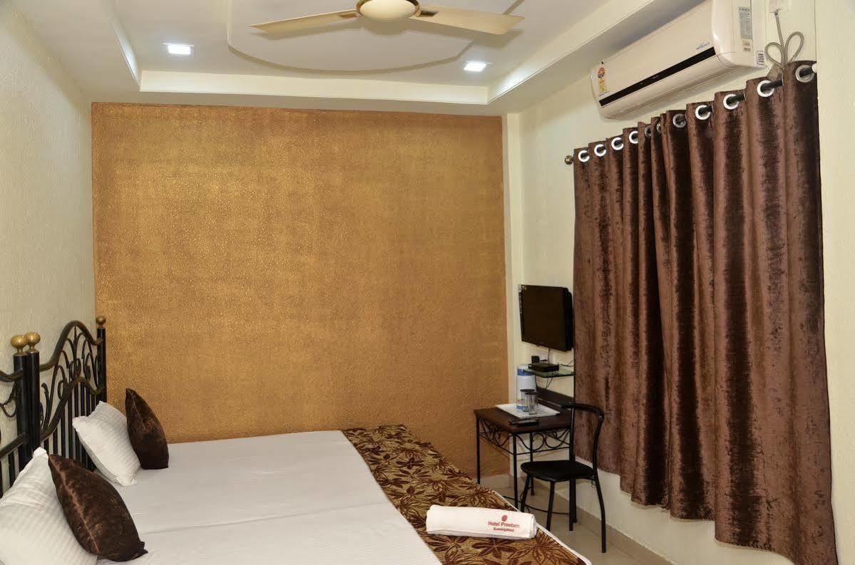 Hotel Preetam Aurangabad Bagian luar foto